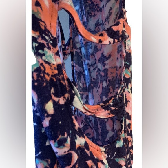 Soprano floral tank boho cutout sides - Picture 4 of 4